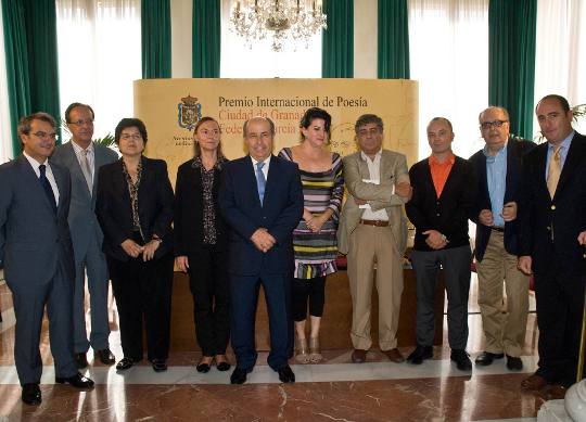 ©Ayto.Granada: La malagueña Mª Victoria Atencia García, ganadora de la séptima edición del Premio Internacional de Poesía `Federico García Lorca – Ciudad de Granada´ ©Ayto.Granada: La malagueña Mª Victoria Atencia García, ganadora de la séptima edición del Premio Internacional de Poesía `Federico García Lorca – Ciudad de Granada´